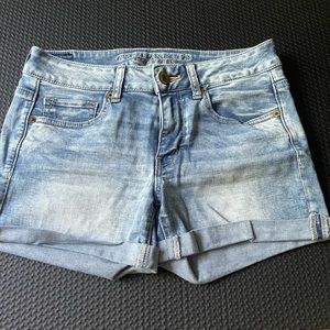 American Eagle outfitters Jean shorts. Great condition